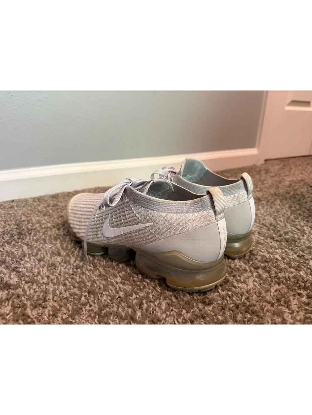 Nike Air Vapormax Flyknit 3 Sneakers Women’s 9.5